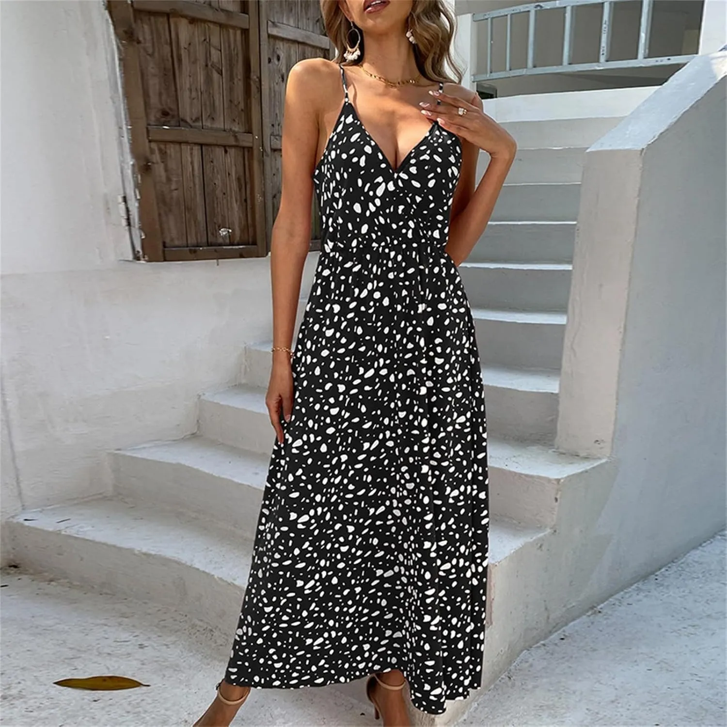 2025 Bohemian Floral Print Dress for Women Summer V Neck Spaghetti Strap Sleeveless Flowy Beach Maxi Dresses