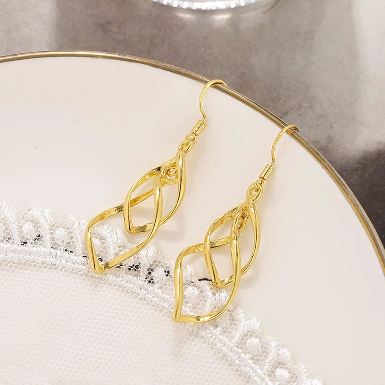 925 Sterling Silver Dangle Earrings for Women,Gold Plated Dangle Hoops for Mom Girlfriend Party Prom Trendy Jewelry Accessory