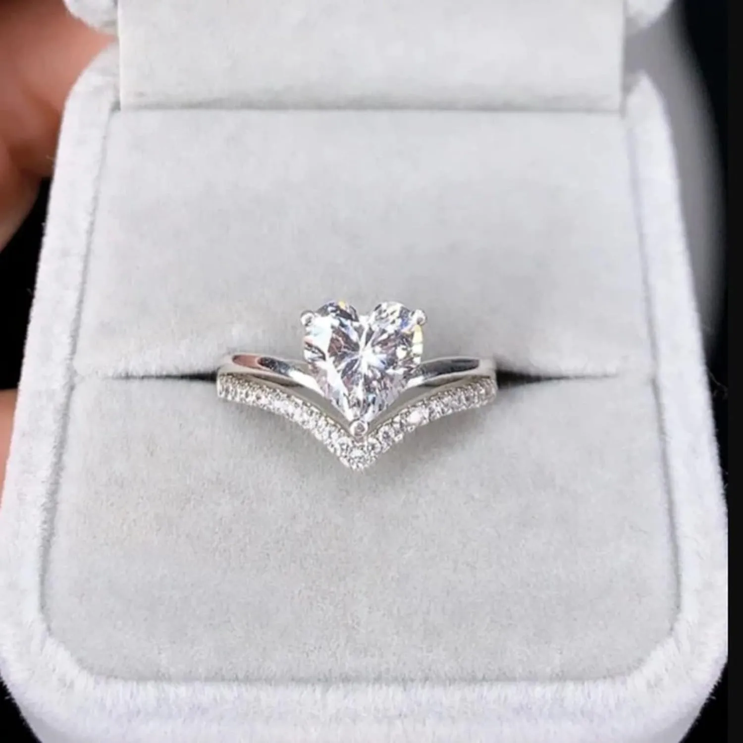 925 Sterling Silver Ring for Women,Heart Shaped Rhinestone Wedding Band Premium Cubic Zirconia Engagement Rings Promise Ring