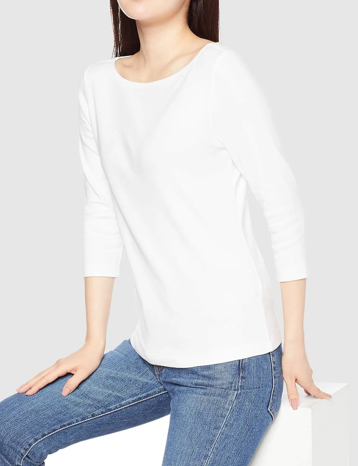Amazon Essentials Women's Slim-Fit 3/4 Sleeve Boat Neck T-Shirt