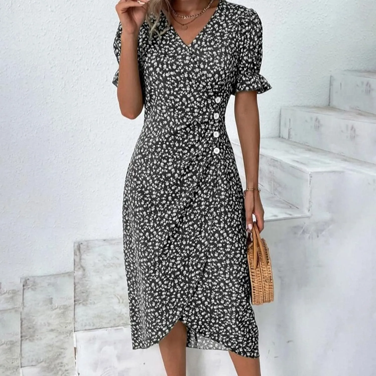 Beach Dresses for Women,2025 Summer Trendy Elegant Wrap V Neck Floral Boho Dress,Flowy Ruched Hawaiian Maxi Dress