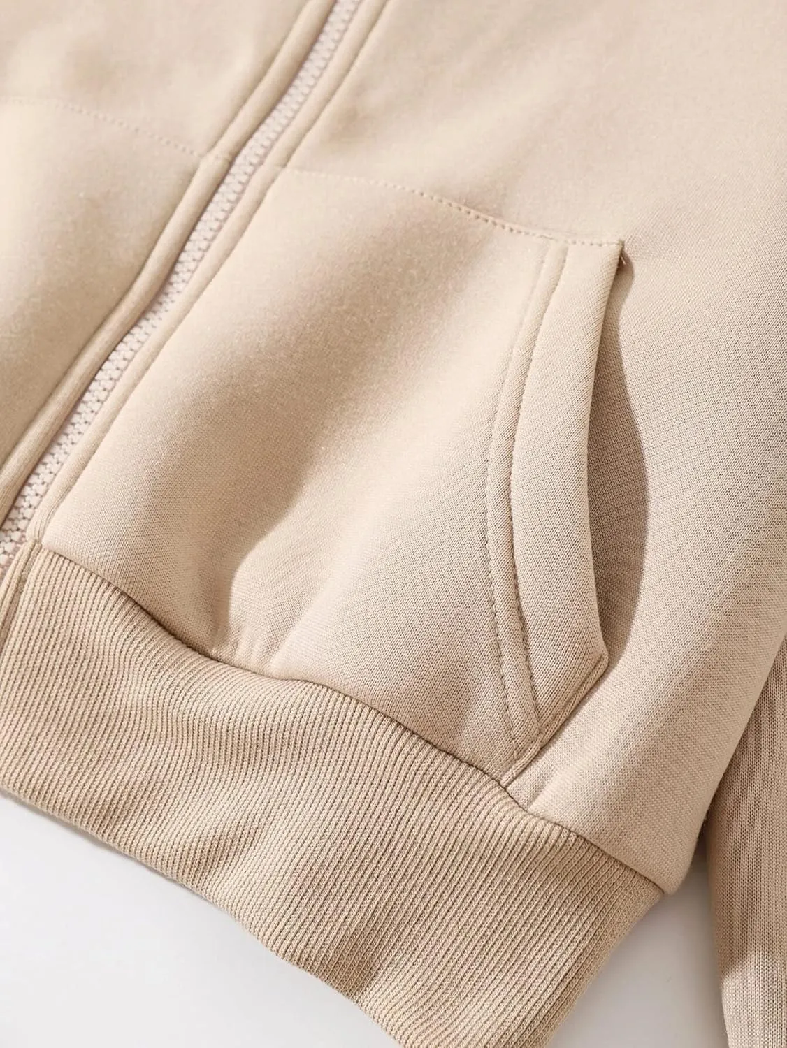 Cioatin Women Fleece Zip Up Crop Hoodies Sweatshirt Y2K Fall Trendy Long Sleeve Athletic Workout Pullover Jacket Sweater