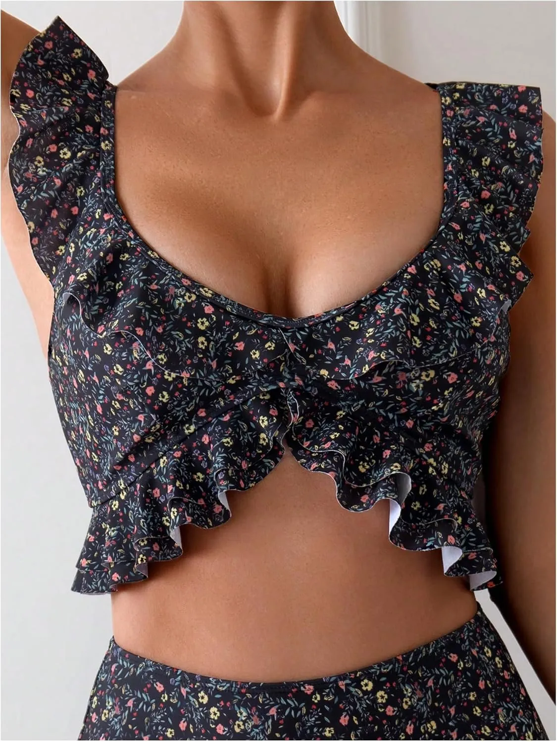Floerns Women's Disty Floral Print Bikini Set Ruffle Trim High Waisted Bathing Suit
