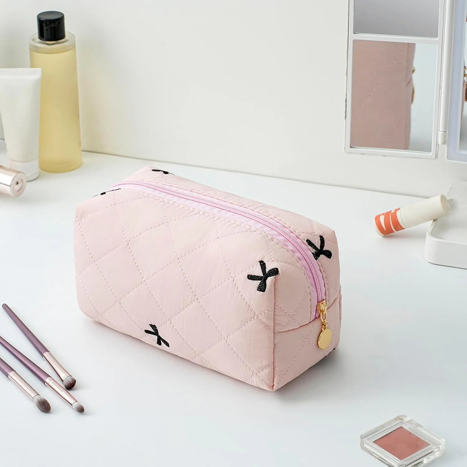 Floral Cotton Makeup Cosmetic Bag for Women, Travel Quilted Zipper Make Up Bag, Flowers Toiletry Organizer Case Kawaii Makeup Cosmetic Travel Cloth Pouch (Pink)