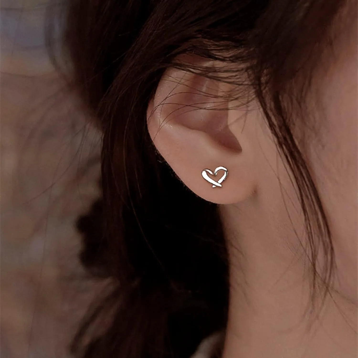 Gold Plated Heart Stud Earrings for Women,925 Sterling Silver Posts Studs for Mom Wife Trendy Jewelry Gift for Valentines Day