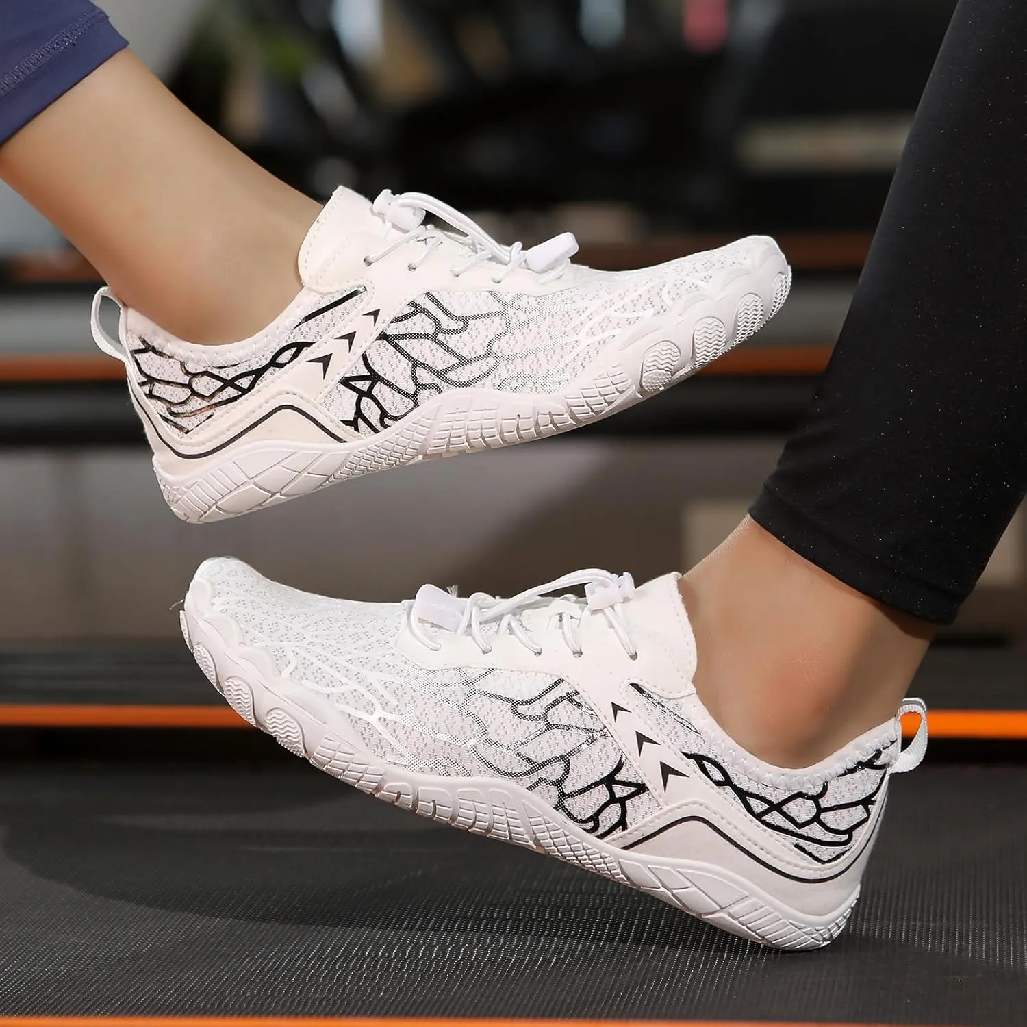 Hike Barefoot Shoes Ultra Light Breathable Non-Slip Athletic Footwear Comfort Wide Width Running Shoes for Women Men All-Match Sneakers On Feet All Day