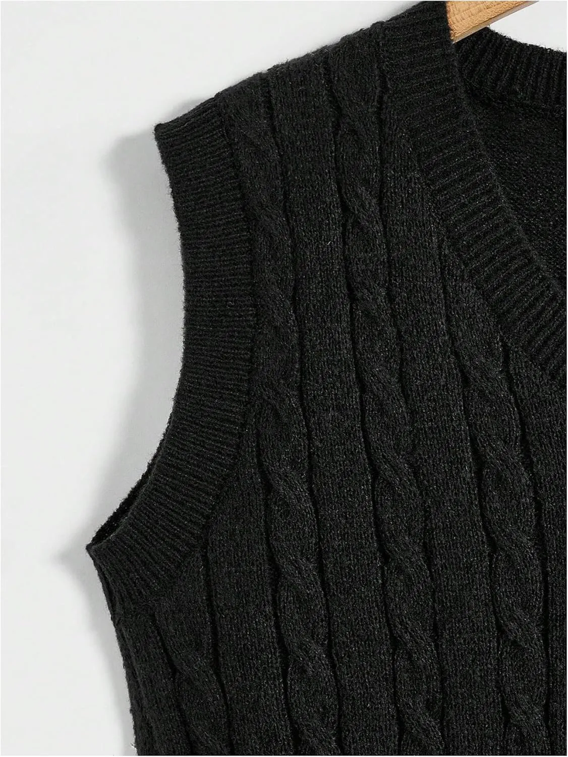 OYOANGLE Men's Cable Knit V Neck Sleeveless Sweater Vests Solid Casual Tank Tops Knitwear