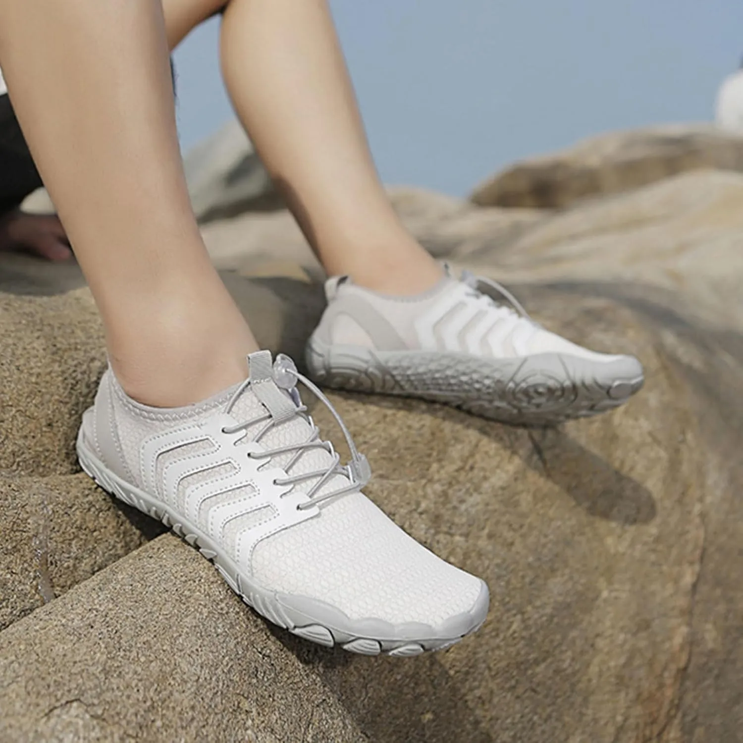 Pro Barefoot Shoes Comfortable Hike Barefoot Footwear Water Shoes for Women Men Quick-Dry Aqua Socks Swim Beach Barefoots Ladies Athletic Shoe Flat Bottom