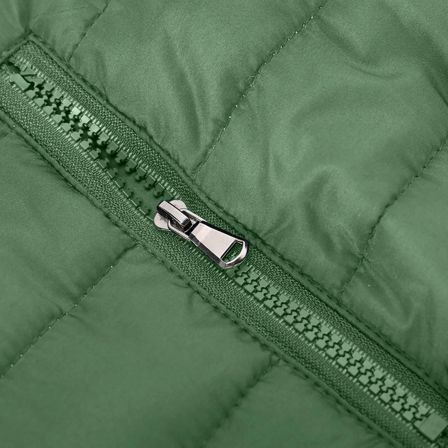 Puffer Jacket Men with Detachable Hood Packable Lightweight Down Jacket Zip up Quilted Jacket Warm Winter Jacket