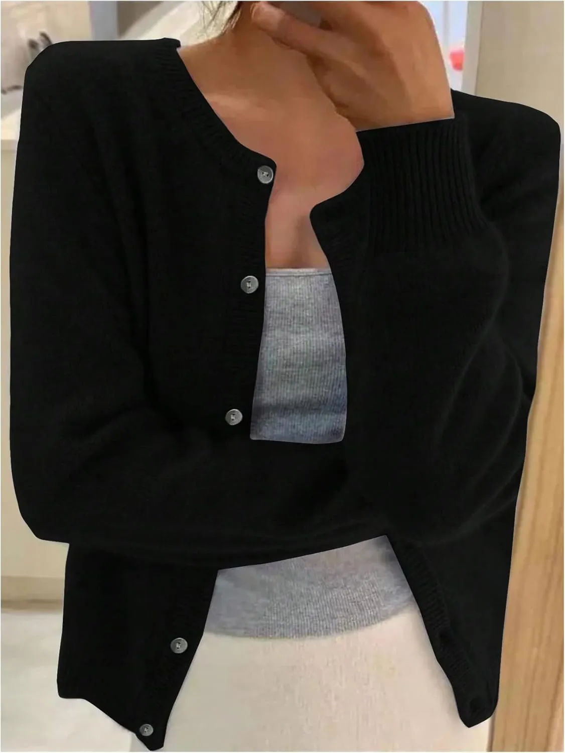 SweatyRocks Women's Light Weight Cardigan Round Neck Long Sleeve Button Down Sweaters Knitwear