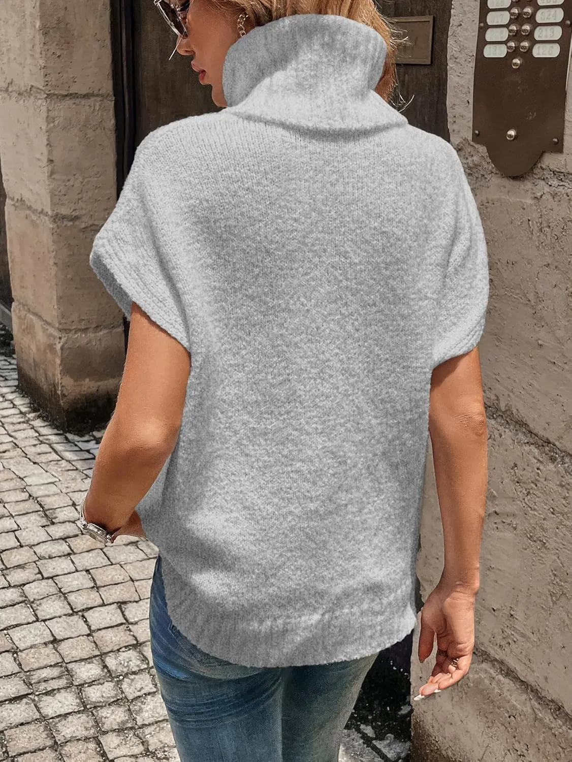 WDIRARA Women's Turtleneck Cap Sleeve Sweater Vest Pullover Knitted Top Loose Oversized Knitwear