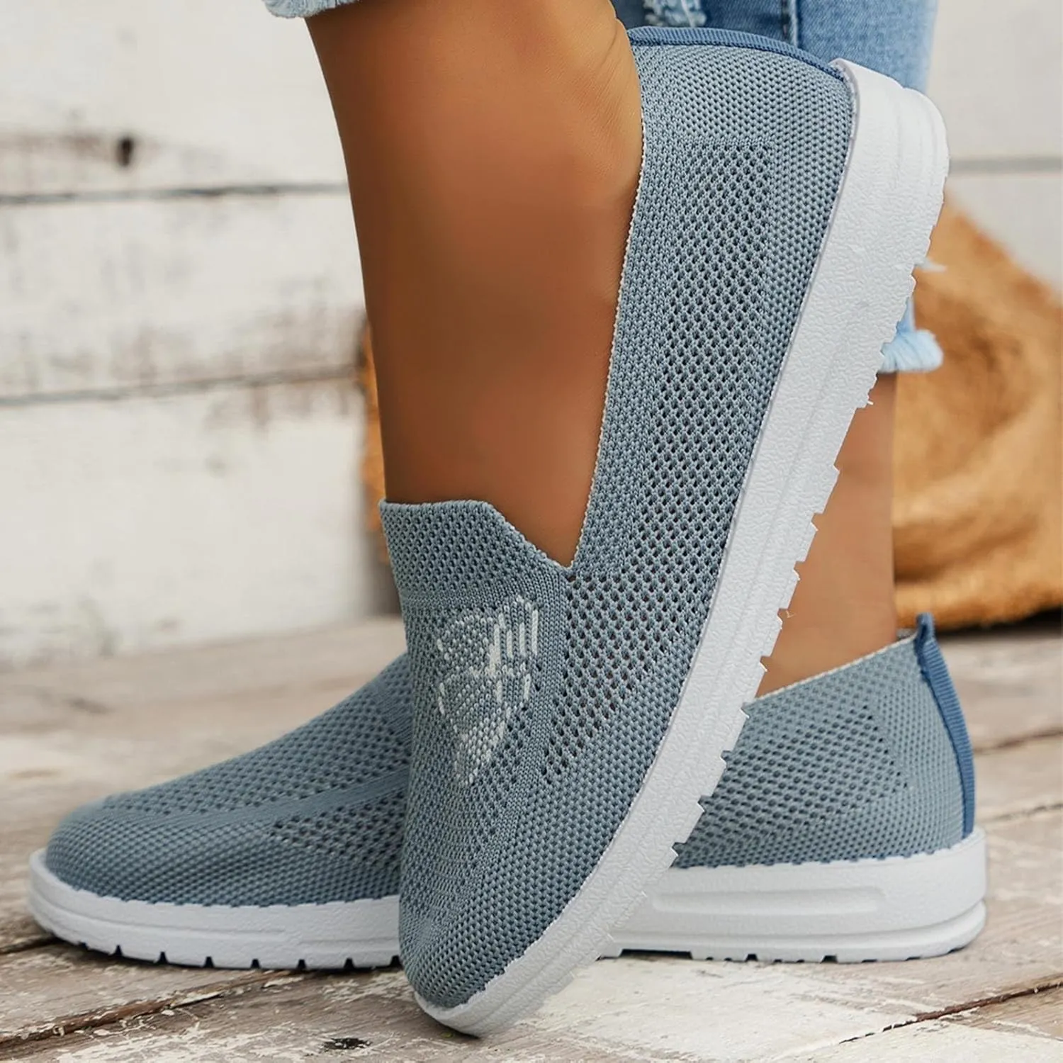 Wide Width Platform Sneaker for Women Sneakers Slip On Walking Shoes Women Slip On Memory Foam Womens Sneakers Size 7.5 Wide Slip On All Black Tennis Shoes for Women Women's Slip On Shoes