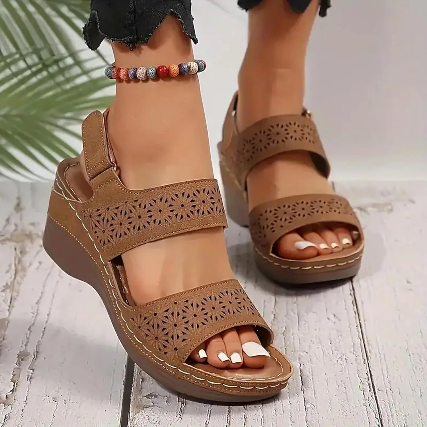 Womens Comfortable Open Toe Crisscross Straps Slip on Wedge Sandals Orthopedic Dressy Walking Casual Beach Low Slingback Retro with Platform Arch Support Ankle Strap Summer Wedges Sandal