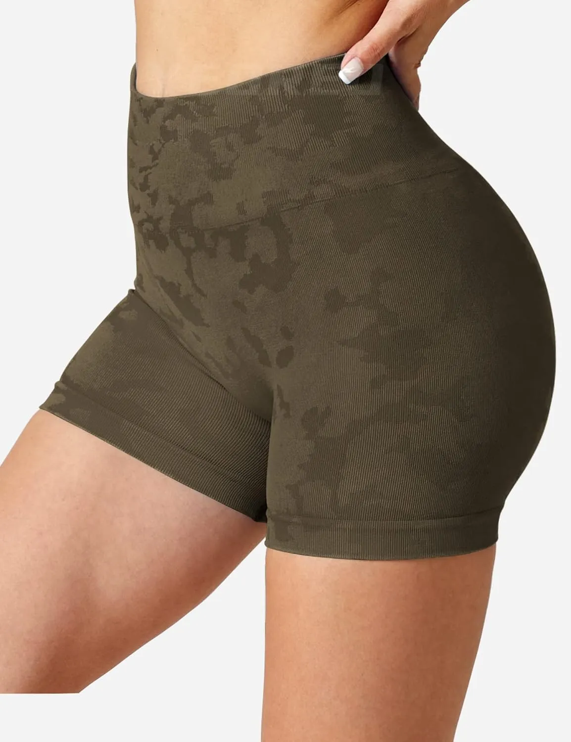 YEOREO Kali Women Scrunch Shorts 3.6" Camo Workout Shorts Seamless High Waisted Gym Shorts Booty Shorts